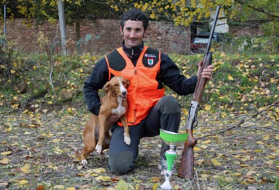 José Félix Fernández obtiene la victoria en el autonómico navarro de menor con perro