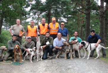 ???Mori??? de José Luis Castresana vence en el III Concurso de Perros de Rastro del Club Deportivo Sodupe