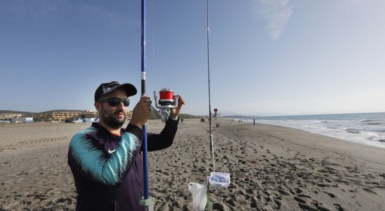 Antonio Ayala y Miguel Jiménez ganan el campeonato de pesca para invidentes en Andalucía